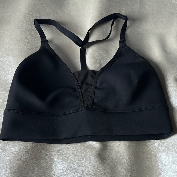 BLANQI Black Seamless Sports Bra with Racerback - Picture 1 of 6